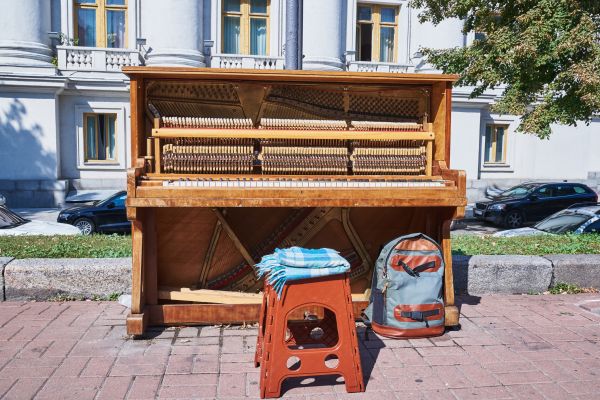 Piano Removal Service in Lake Zurich