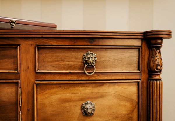 Dresser Disposal in Lake Zurich