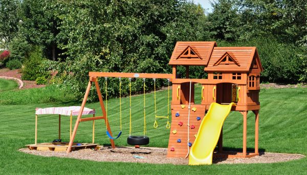 Playset Removal in Lake Zurich